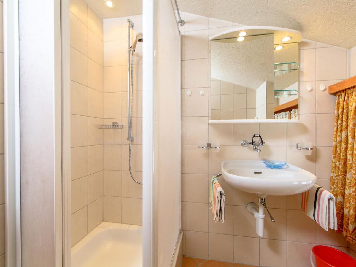 Apartment Chalet Marie Rosa-1 By Interhome جريندلوالد المظهر الخارجي الصورة